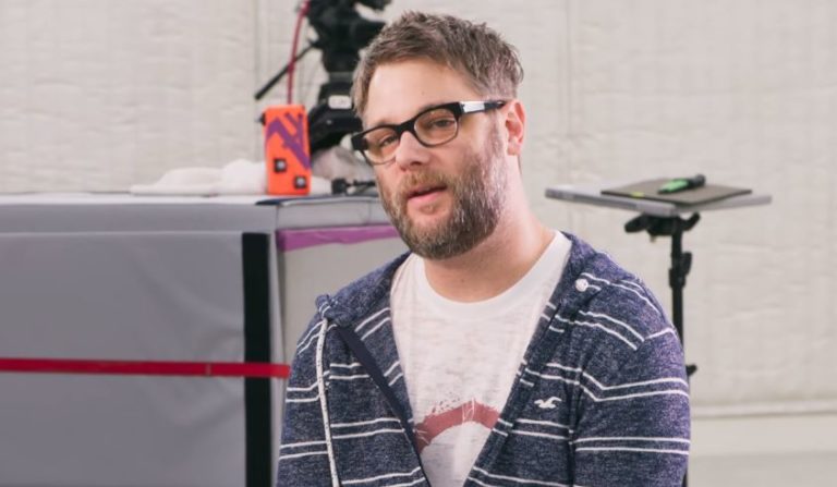 O diretor de God of War, Cory Barlog, diz que ‘os jogos precisam subir de&nbsp;preço’