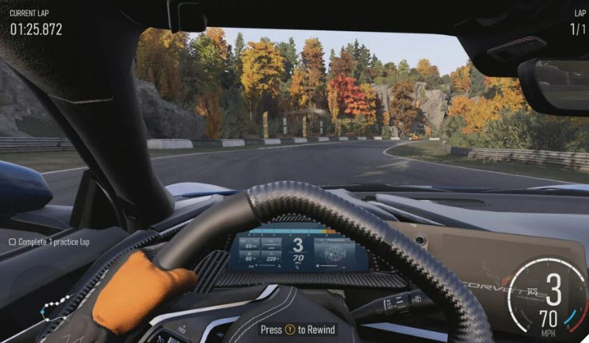 Jogador cego experimenta o recurso Blind Drive Assist do Forza Motorsport e vence uma corrida com&nbsp;ele
