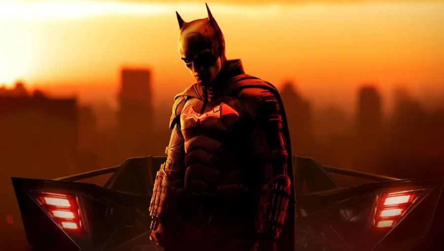 Vídeos das filmagens de Batman: Parte 2 mostram o Batmóvel em confronto com a polícia de Gotham.